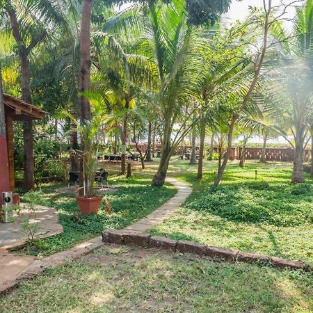 Saminder Beach House Jaitapur Екстер'єр фото